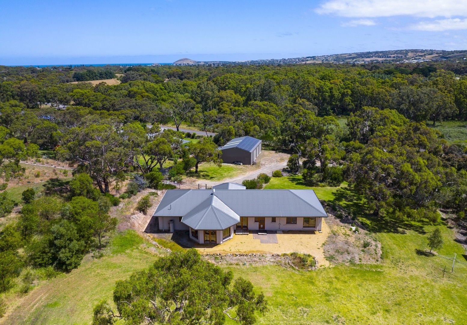 30 Henderson Rd, Victor Harbor SA 5211, Image 1