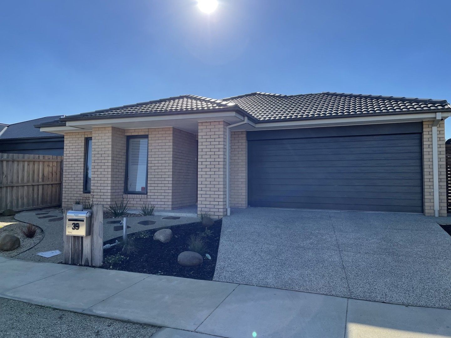 4 bedrooms House in 39 Killarney Avenue GROVEDALE VIC, 3216