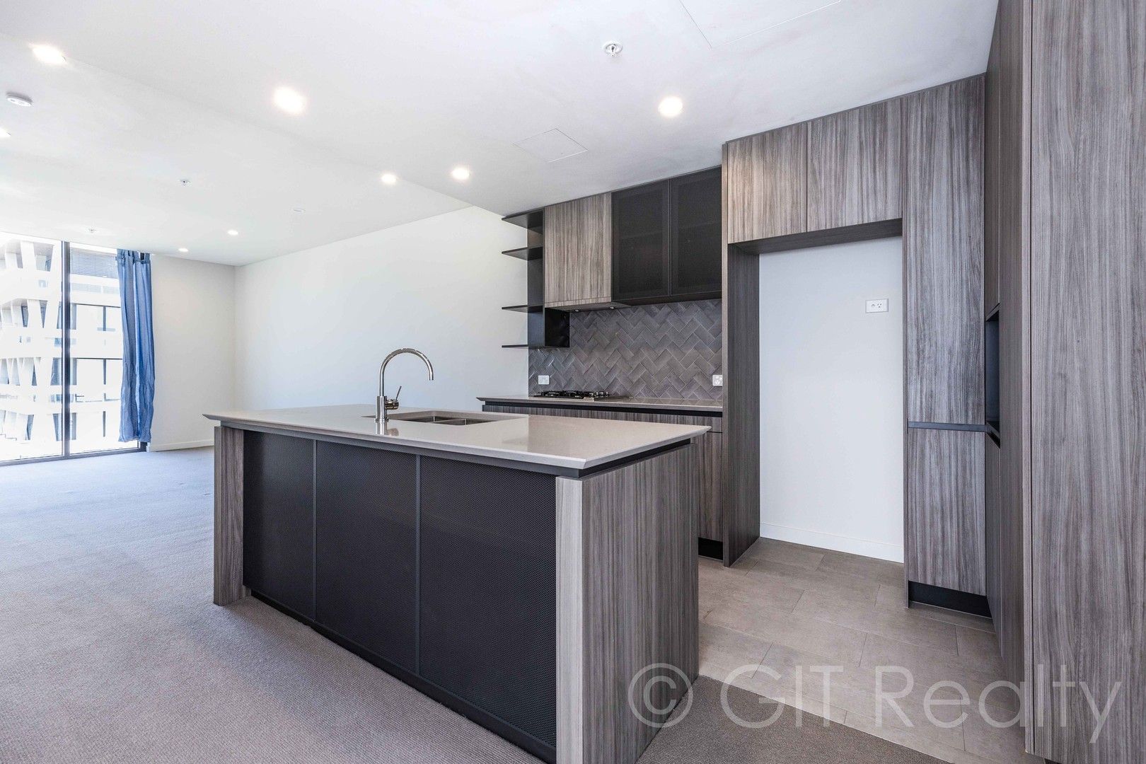 2 bedrooms Apartment / Unit / Flat in 6505/21 Tung Hop Street WATERLOO NSW, 2017