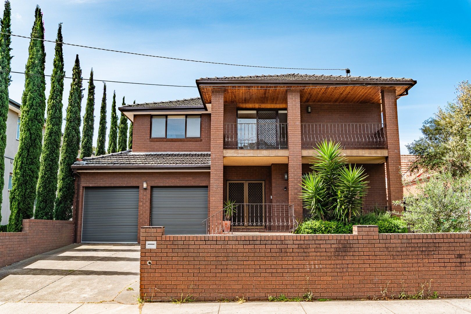 5 bedrooms House in 3 Cameron Road ESSENDON VIC, 3040