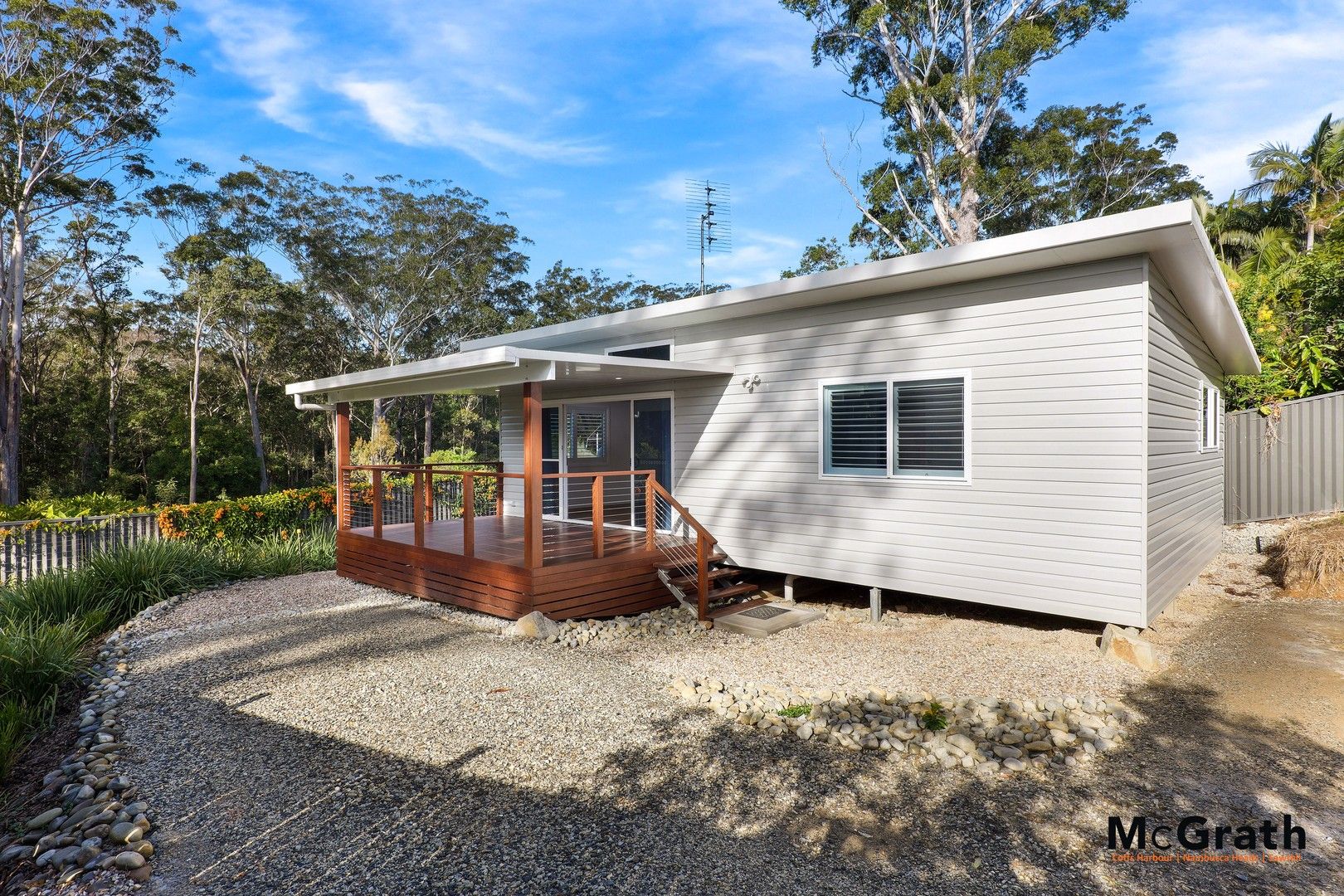 2 bedrooms Villa in 10A Banyandah Road HYLAND PARK NSW, 2448