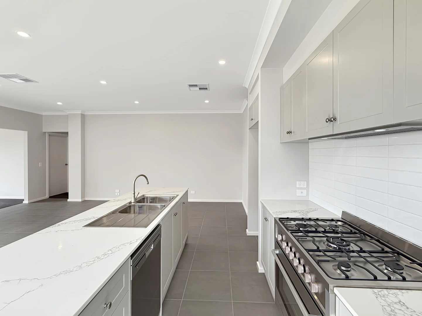 Additional image 4 of 64 Crowlands Circuit, Eynesbury VIC 3338