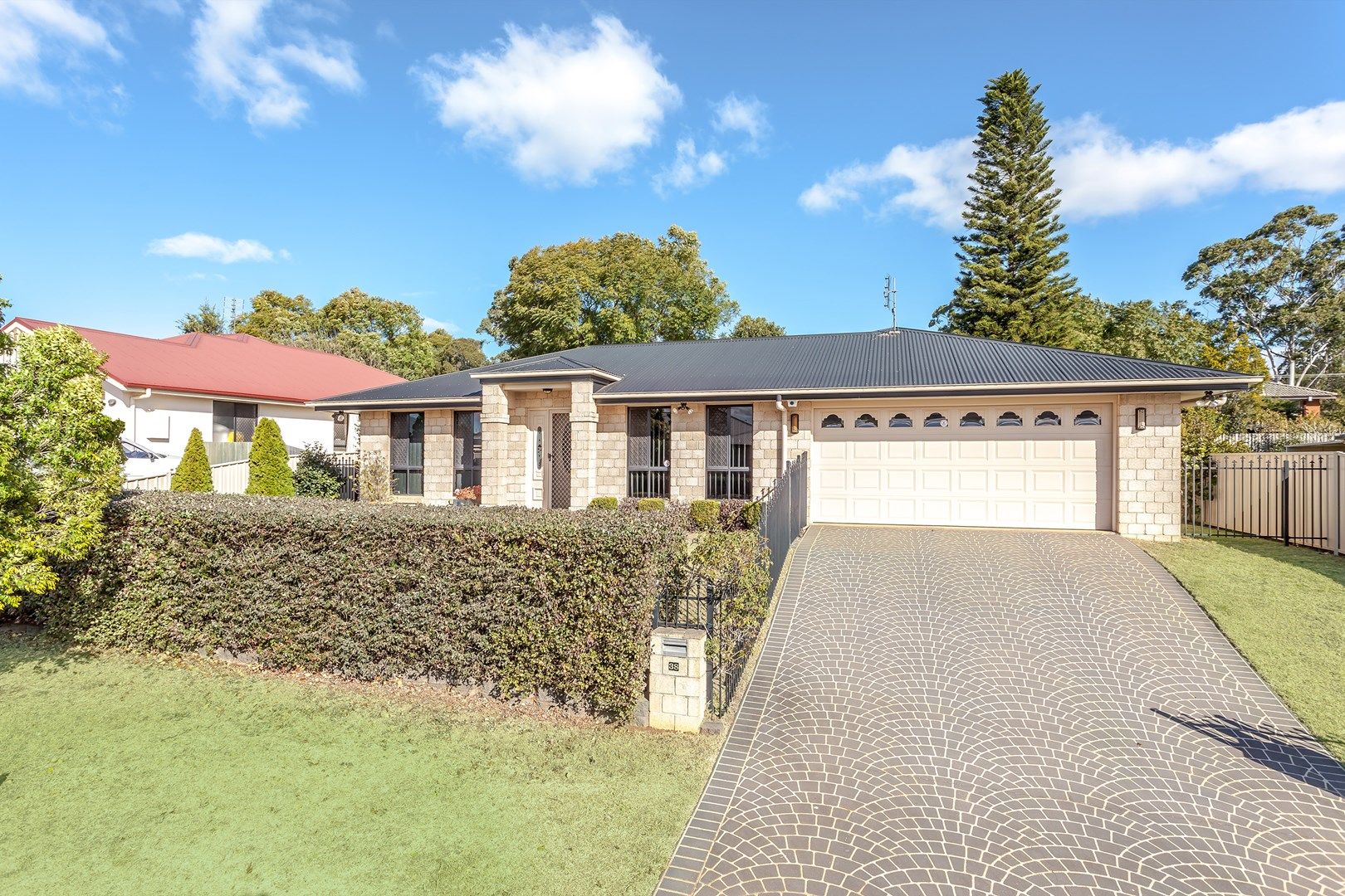 38 Willowburn Drive, Rockville QLD 4350, Image 0