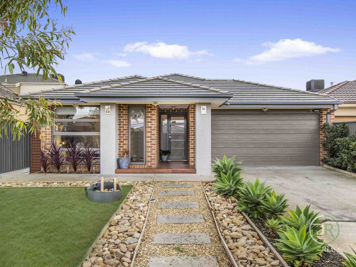 4 bedrooms House in 58 Elmslie Drive CRANBOURNE EAST VIC, 3977