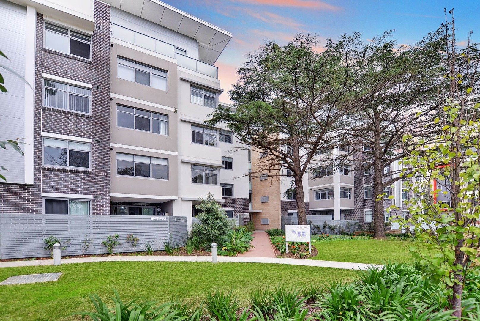 2 bedrooms Apartment / Unit / Flat in 91/212-216 Mona Vale Road ST IVES NSW, 2075
