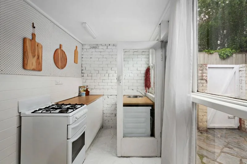 Additional image 2 of 9 Young Street, Albert Park VIC 3206