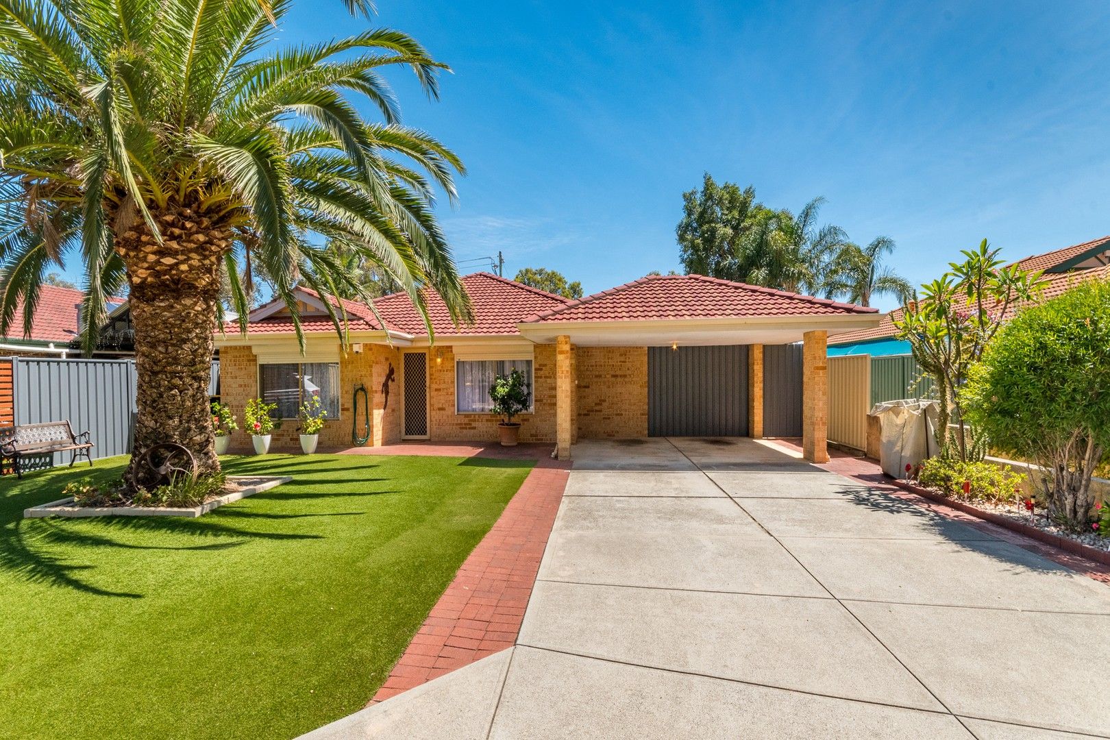 4 bedrooms House in 25 Koolama Retreat STRATTON WA, 6056