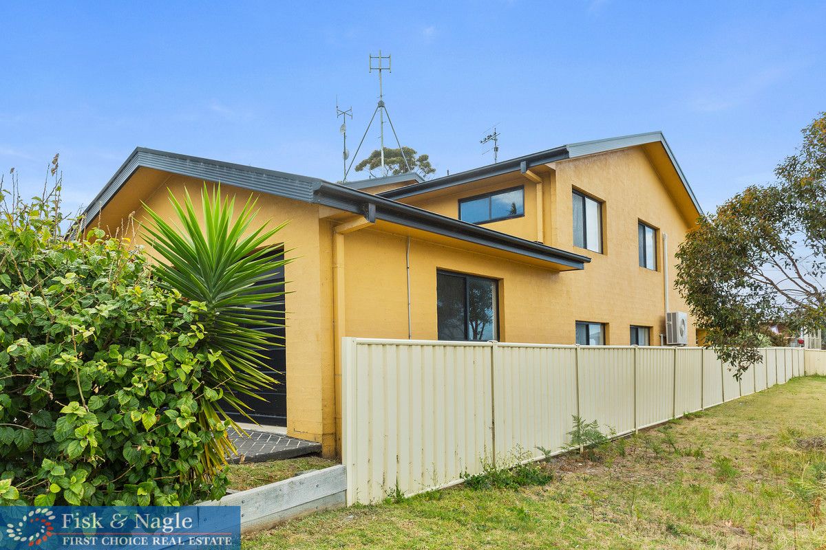 2/4 Krista Lee Court, Tura Beach NSW 2548, Image 2