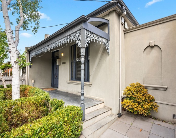 6 Erica Street, Windsor VIC 3181