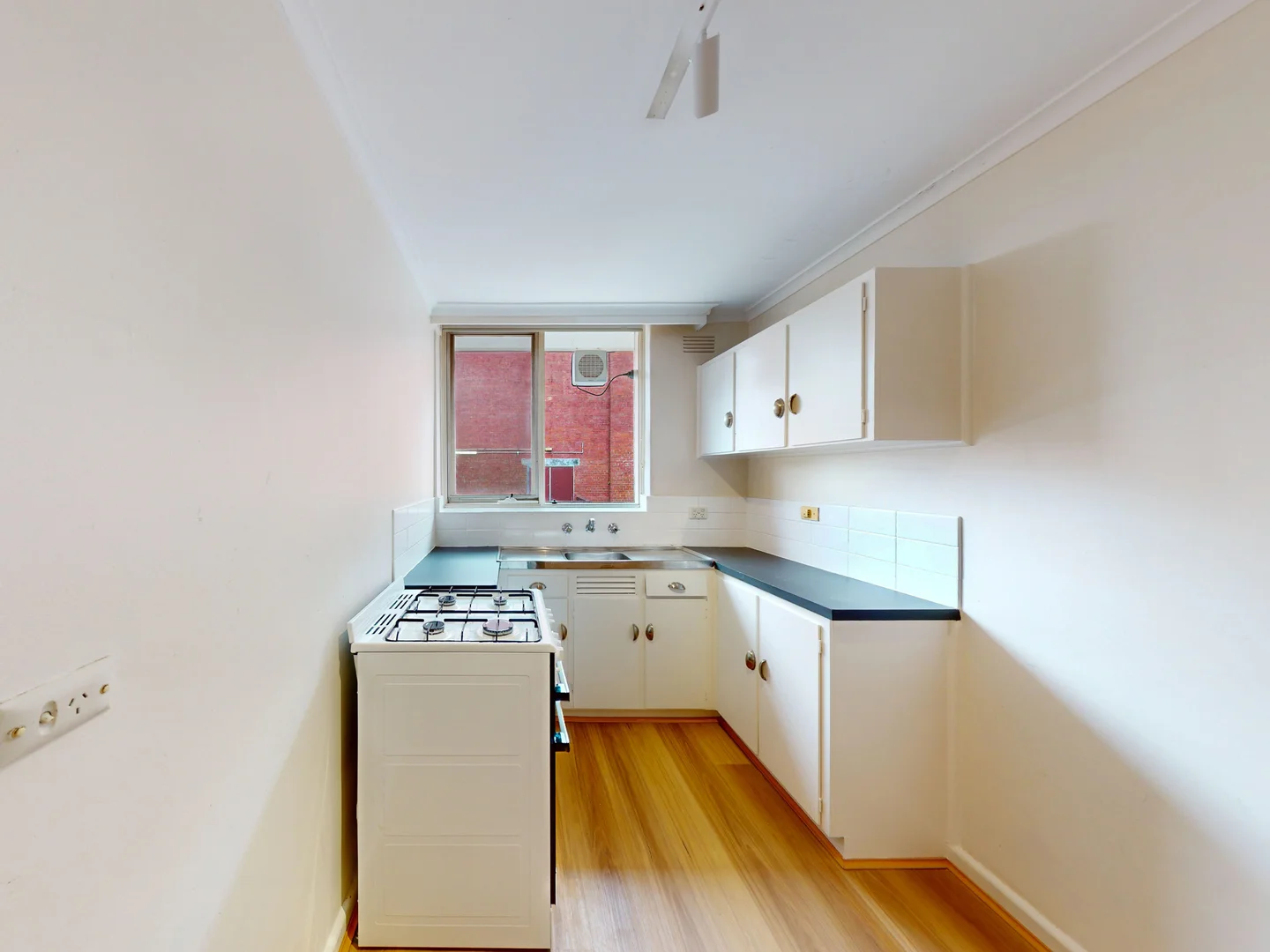 Additional image 2 of 18/11 Chapel Street, St Kilda VIC 3182