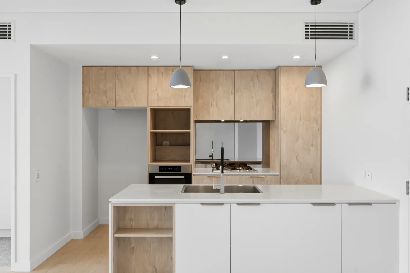 Additional image 2 of 702/8 St George Street, Gosford NSW 2250