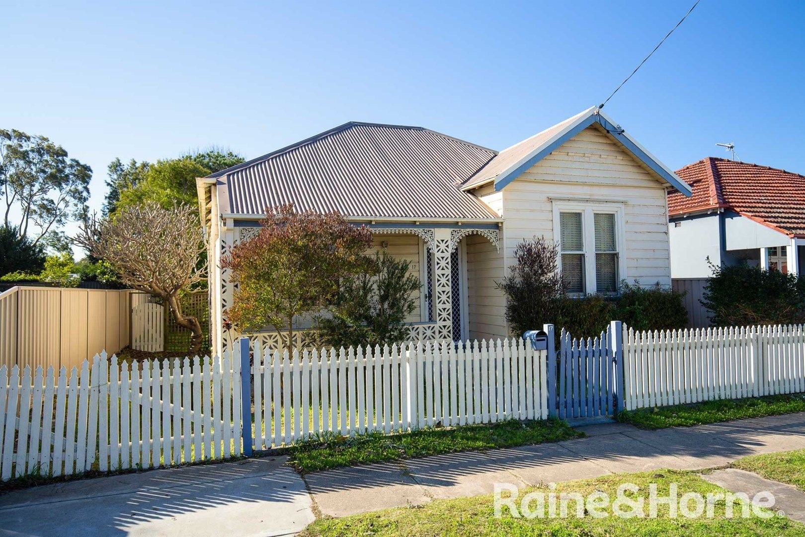 17 George Street, Mayfield East NSW 2304, Image 0