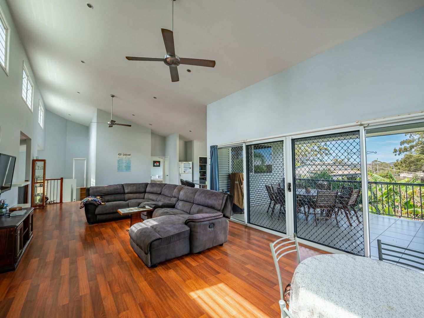 3 bedrooms House in 4 Cutter Street RUSSELL ISLAND QLD, 4184