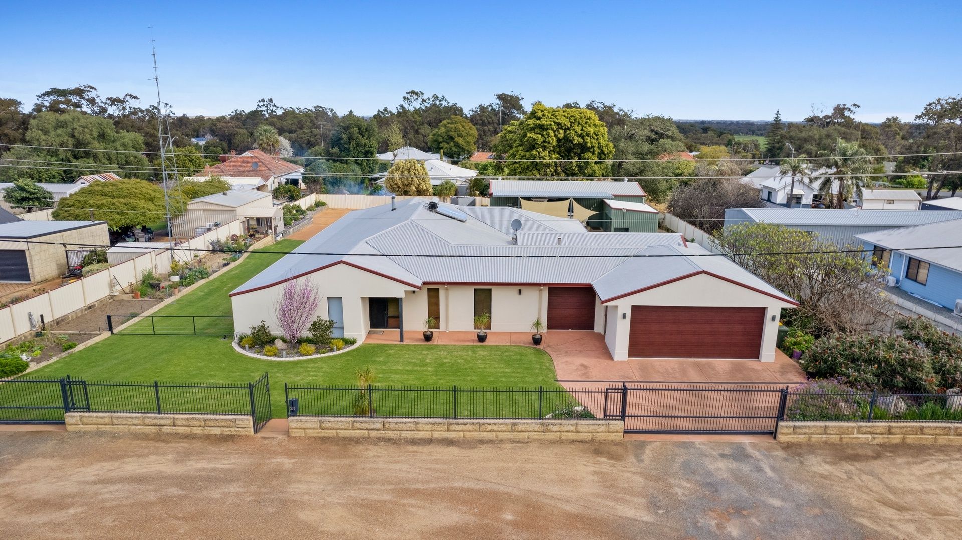 21 Recreation Road, Waroona WA 6215, Image 1