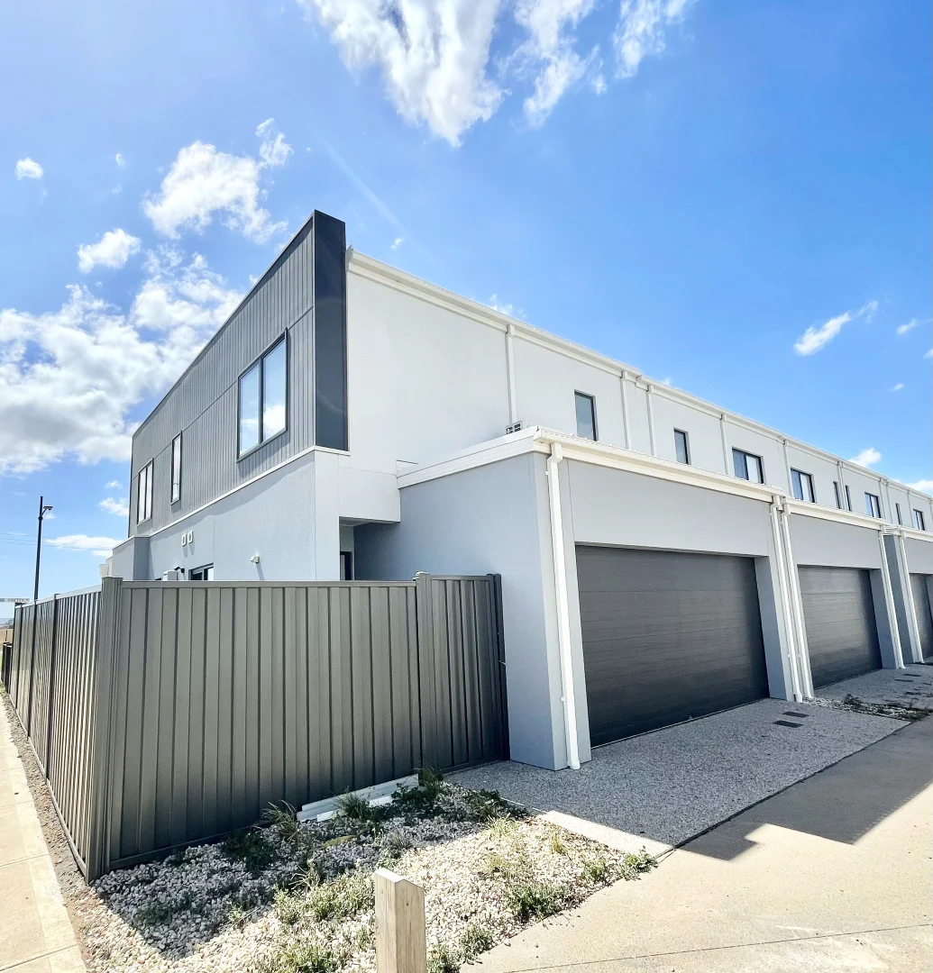 Additional image 4 of 2 Pretty Walk, Fraser Rise VIC 3336