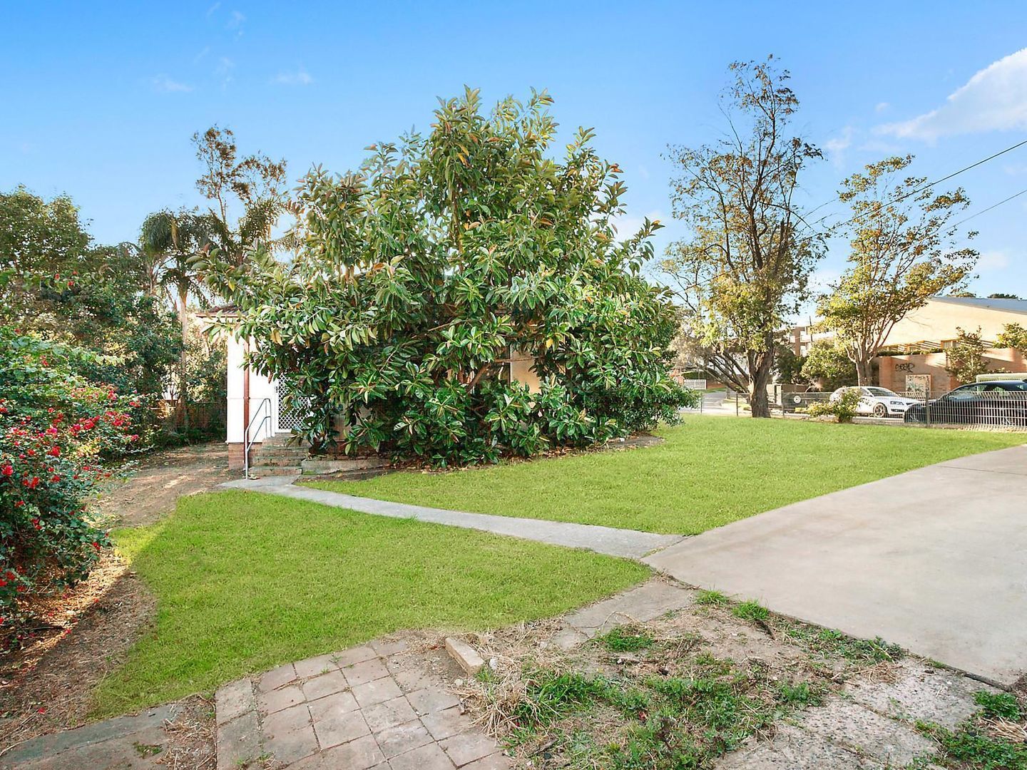 13 Pearce Avenue, Peakhurst NSW 2210, Image 2