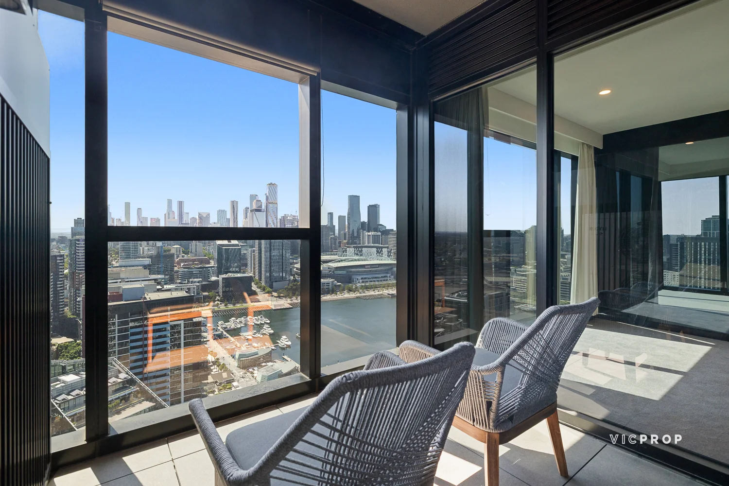 Additional image 10 of 3407/8 Pearl River Road, Docklands VIC 3008