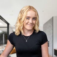 Sophie Loadsman, Property manager