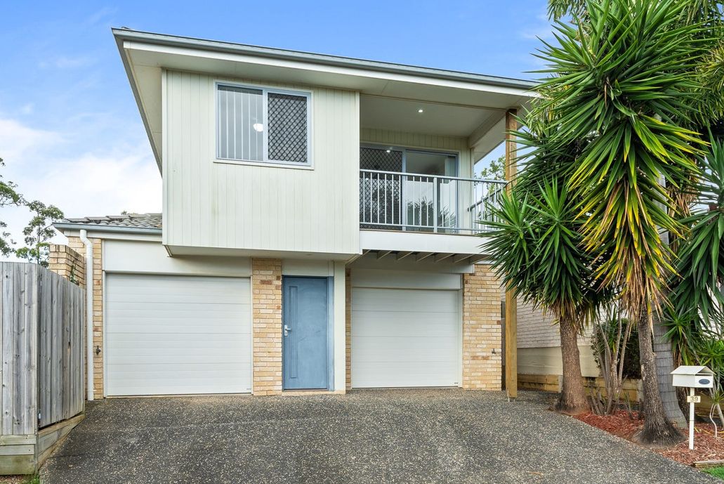 2 bedrooms House in 2/39 Braxlaw Crescent DAKABIN QLD, 4503