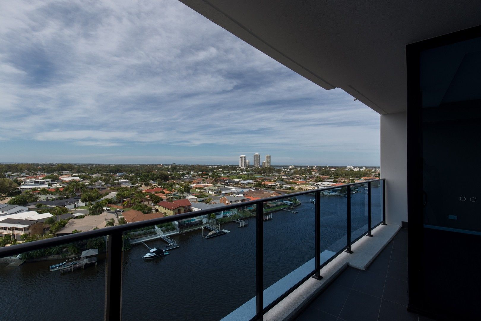 51204/5 Harbourside Court, Biggera Waters QLD 4216, Image 0