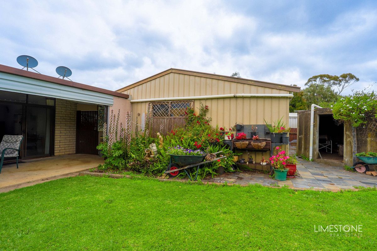 4 West Street, Tarpeena SA 5277 Domain