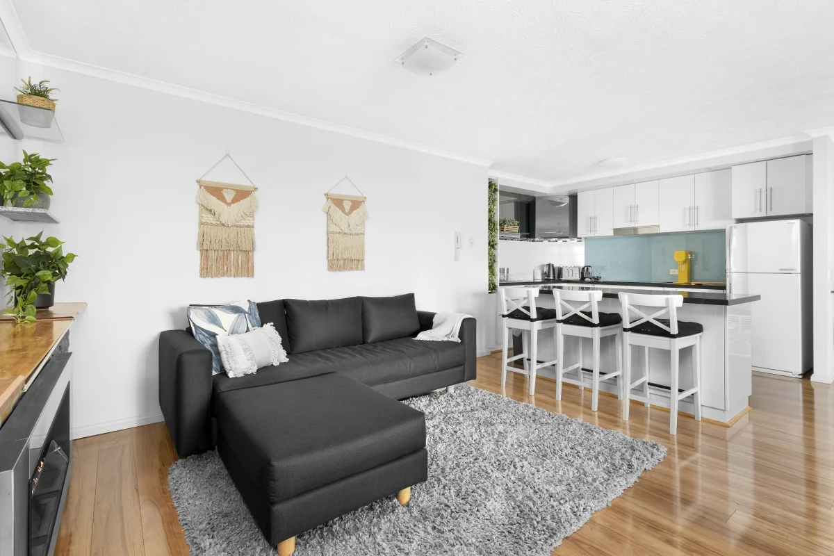 Additional image 3 of 3/32-36 Second Avenue, Broadbeach QLD 4218