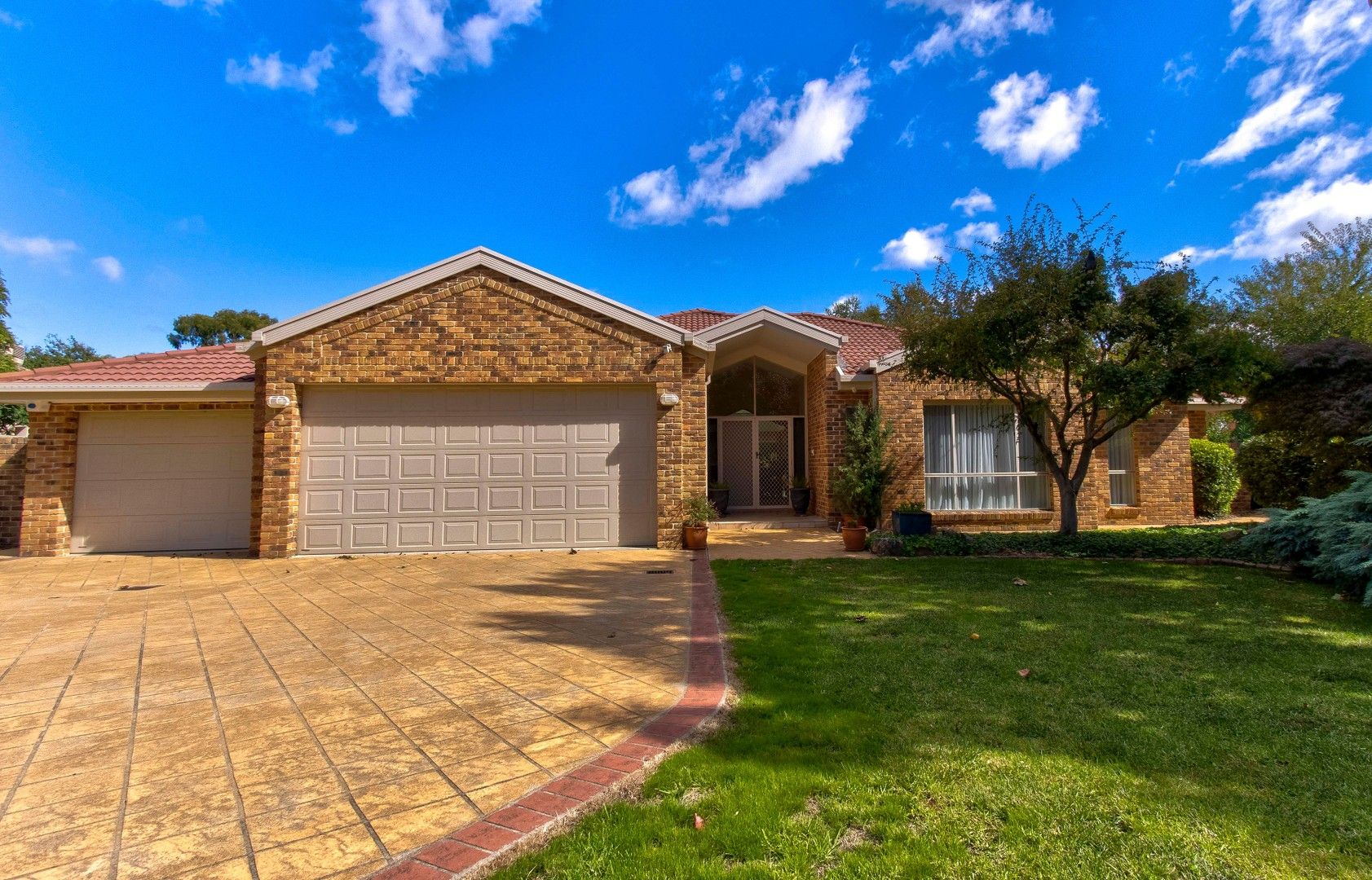 4 Ferrier Place, Kambah ACT 2902 House For Rent Domain