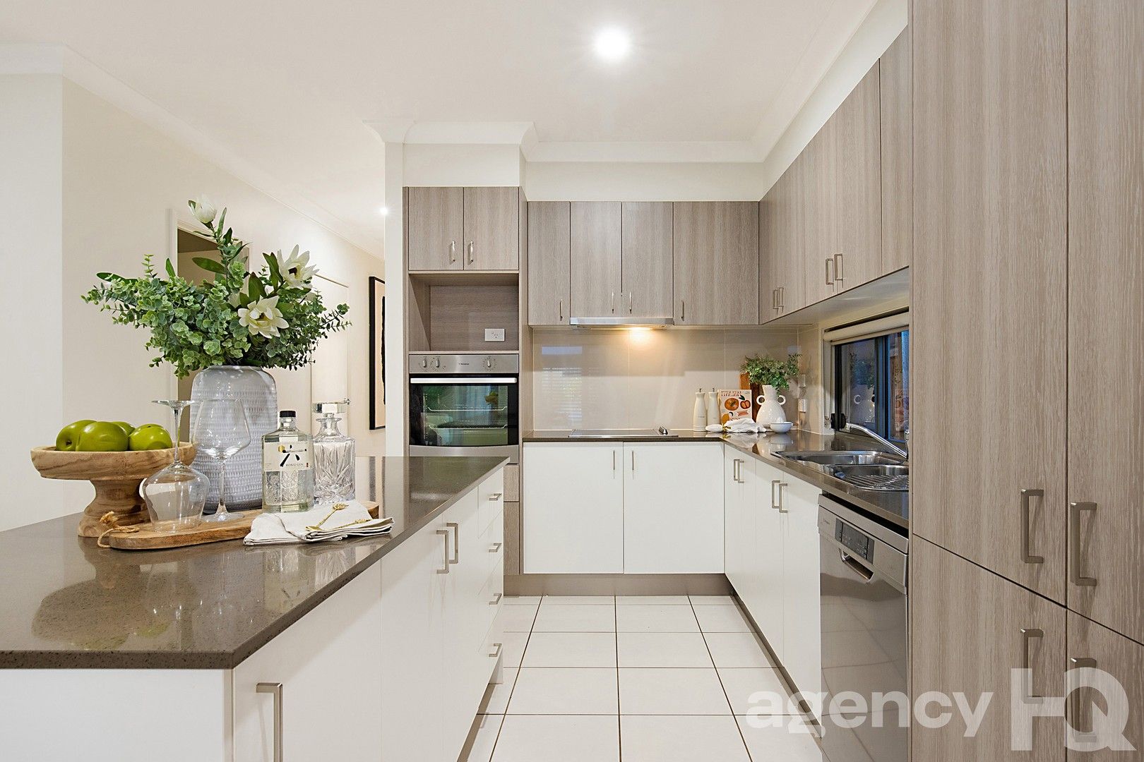 3 bedrooms Townhouse in 65 Kate Circuit ROCHEDALE QLD, 4123