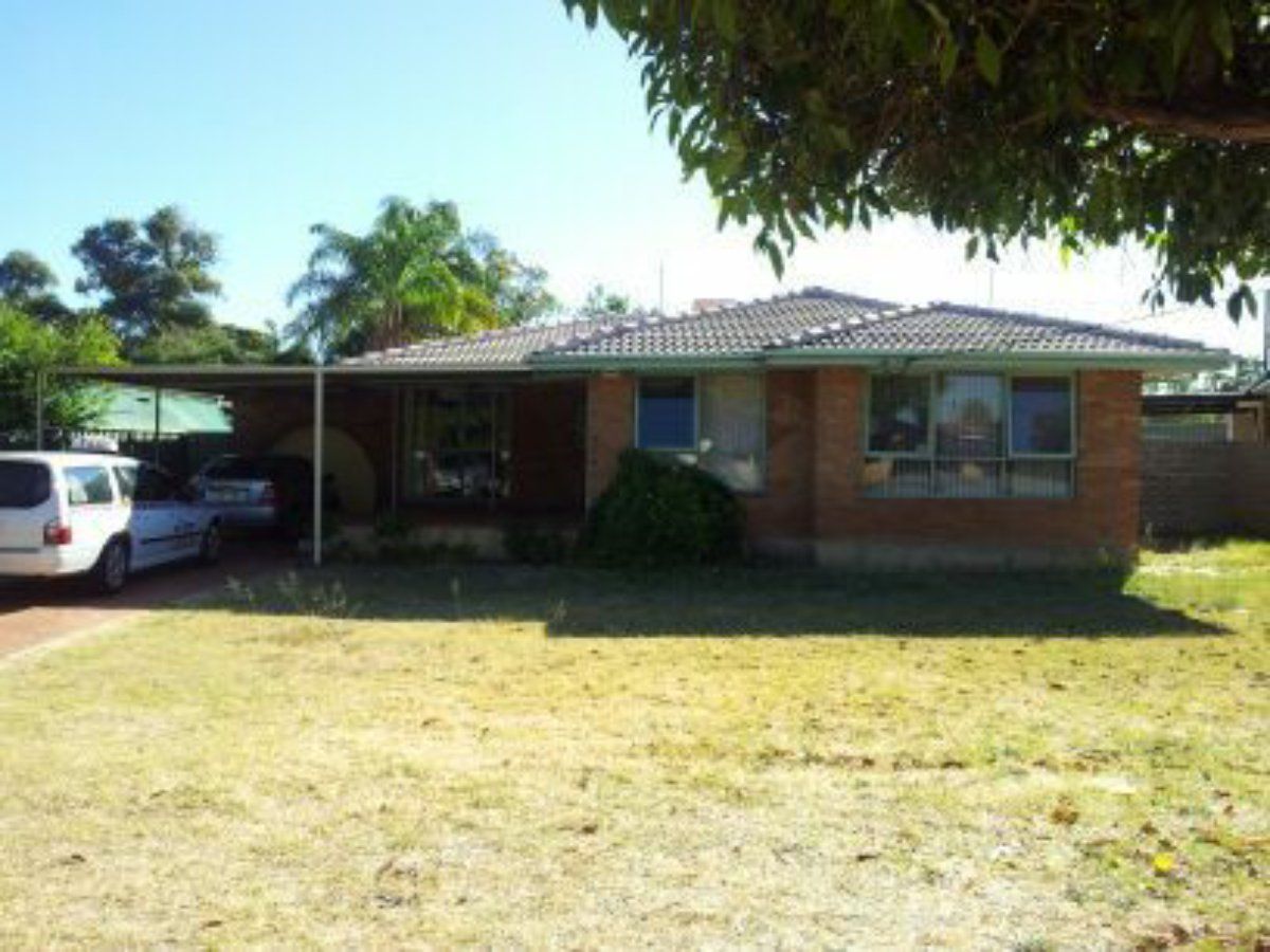 19 Crossford Street, Thornlie WA 6108 House For Rent Domain