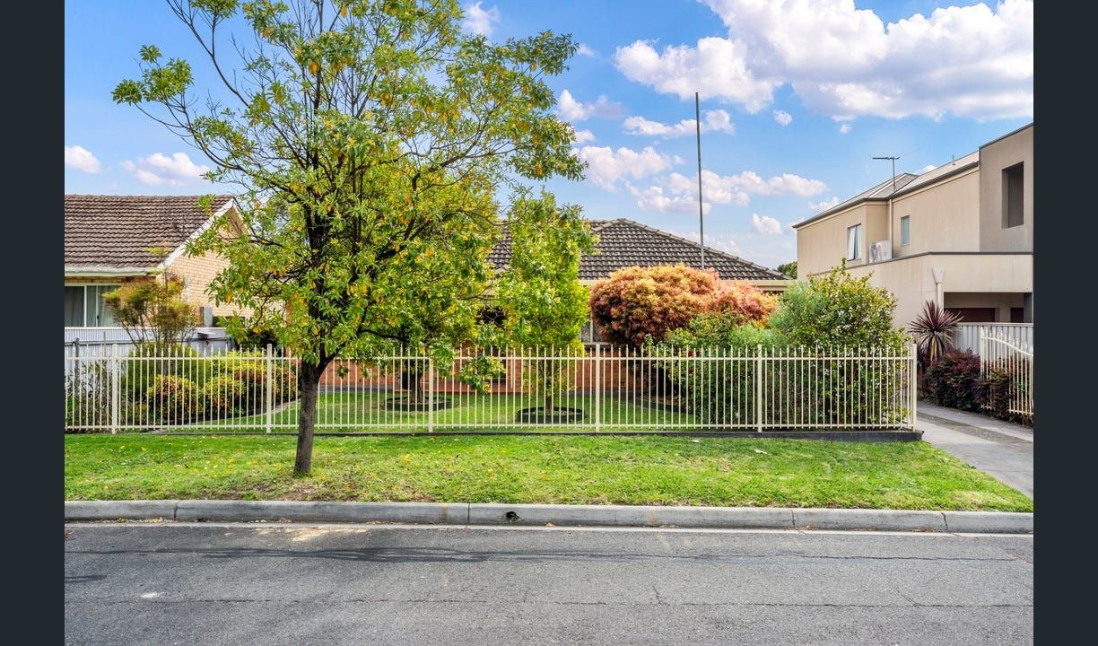 3 bedrooms House in 4 Peter Avenue CAMPBELLTOWN SA, 5074
