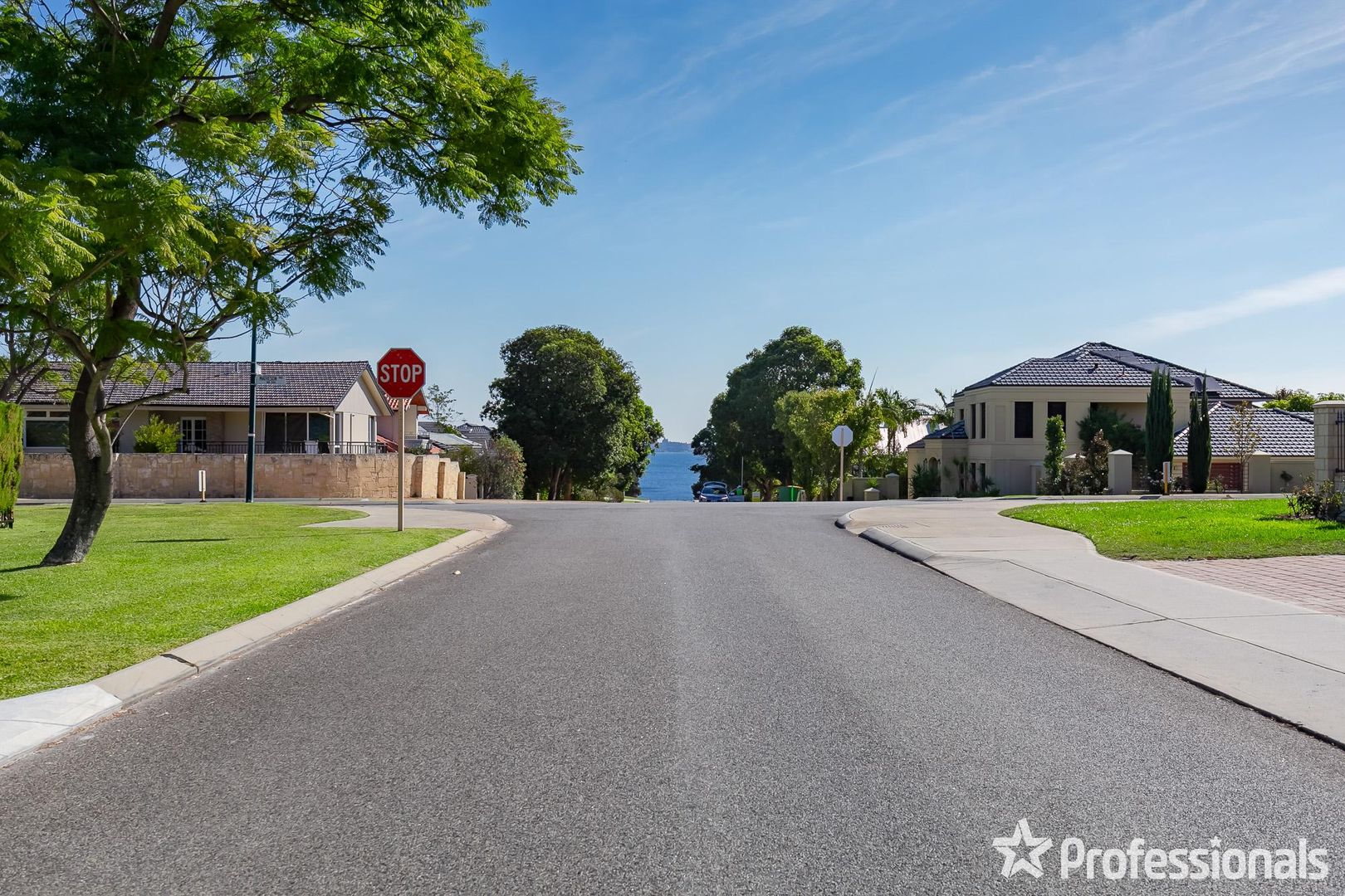 7/13 Spey Road, Applecross WA 6153, Image 2