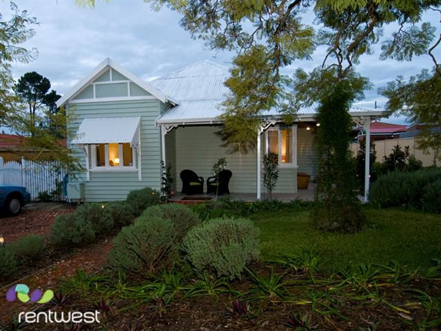 2 bedrooms House in 84A Beatty Avenue EAST VICTORIA PARK WA, 6101