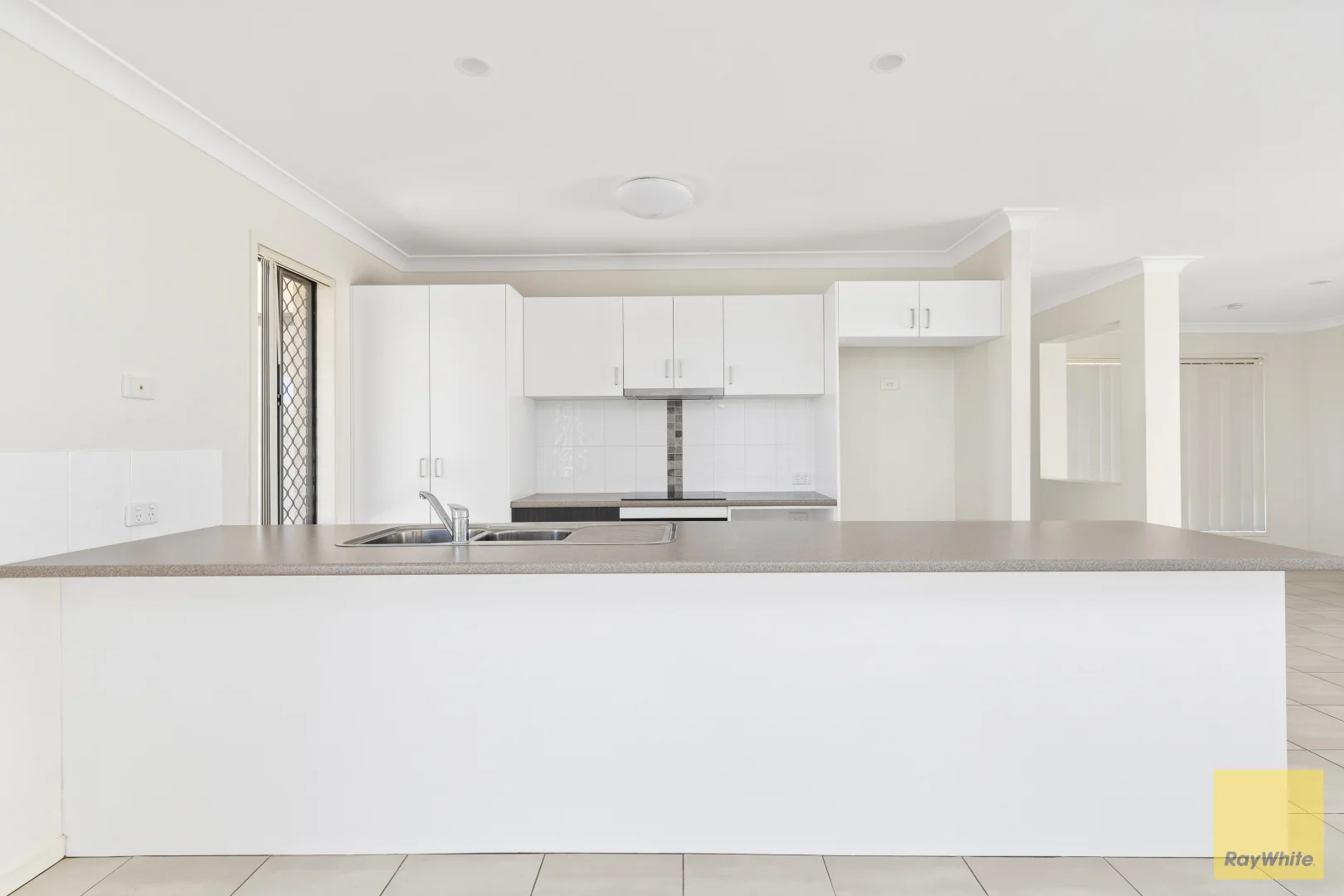 Additional image 5 of 2 Lightening Street, Emerald QLD 4720