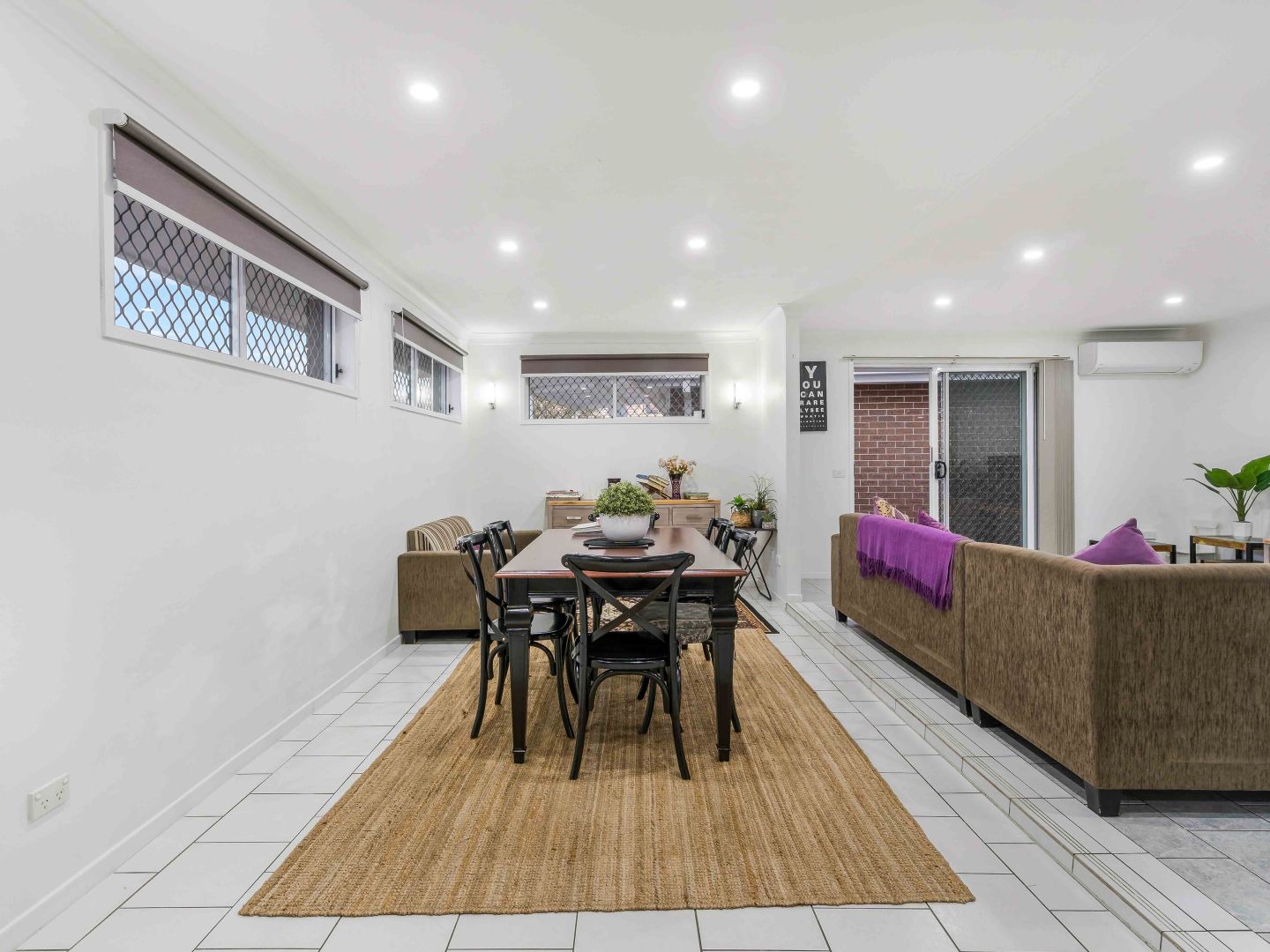 15 Milparinka Close, Hoxton Park NSW 2171, Image 2