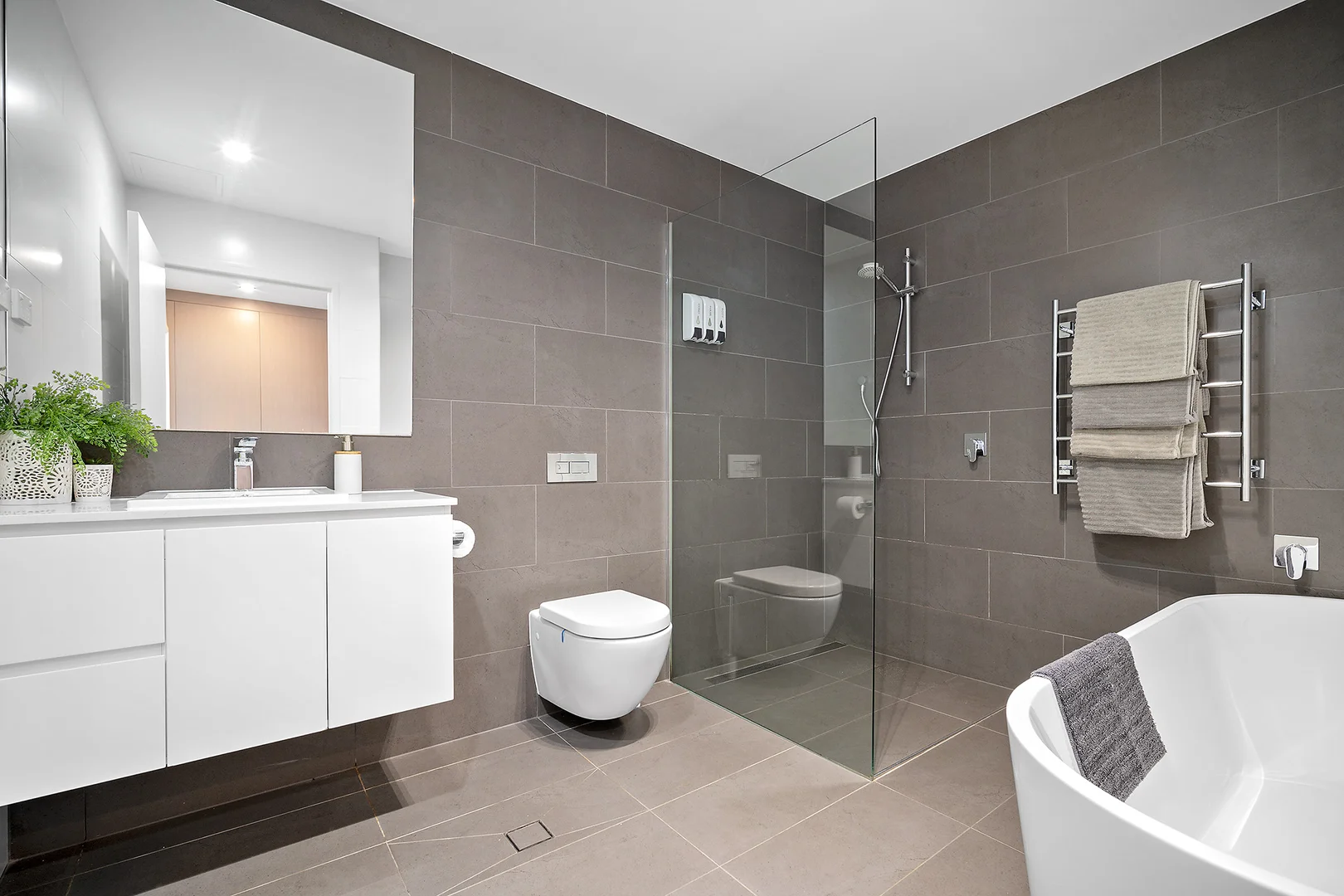 Additional image 6 of 101/1 Mawson Close, Caves Beach NSW 2281