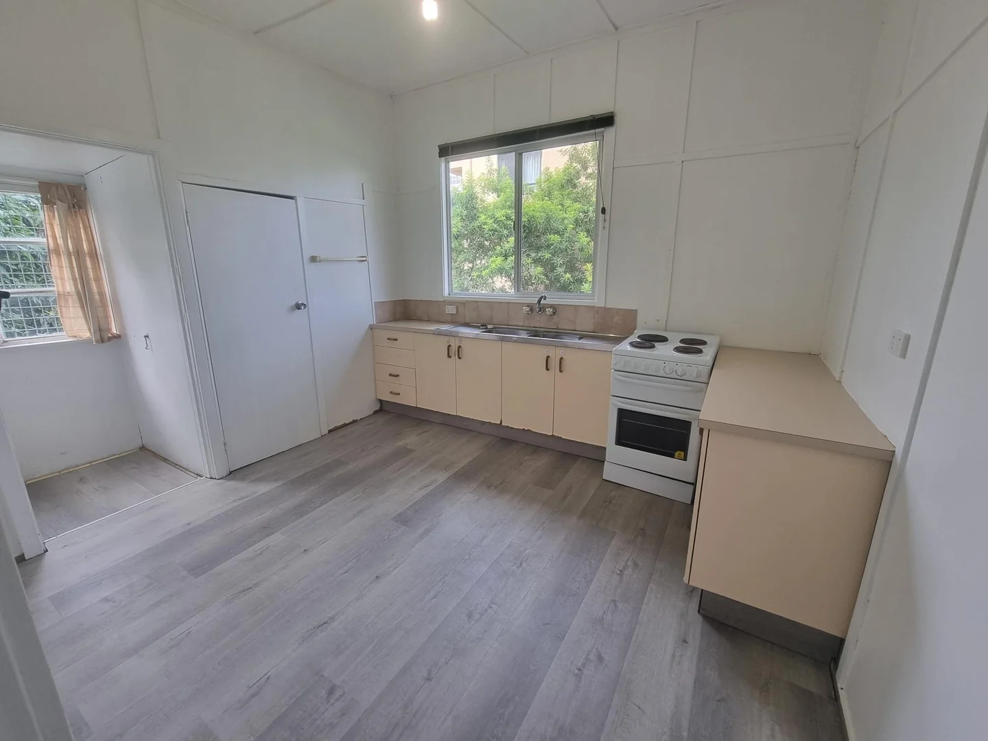 Additional image 4 of 13 Gillian Lane, Southport QLD 4215