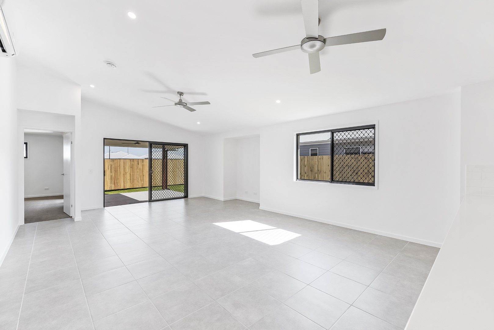 31 Meredith Crescent, Caloundra West QLD 4551, Image 0