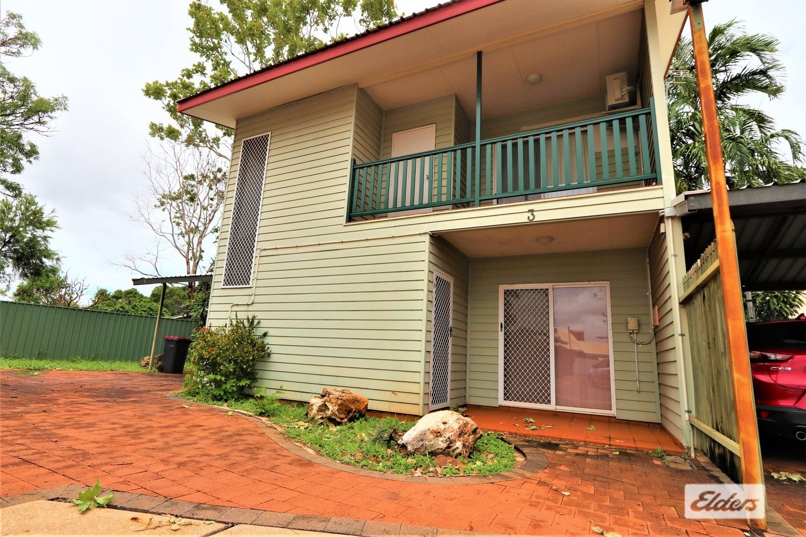 2 bedrooms Apartment / Unit / Flat in 3/21 Grevillea Road KATHERINE NT, 0850