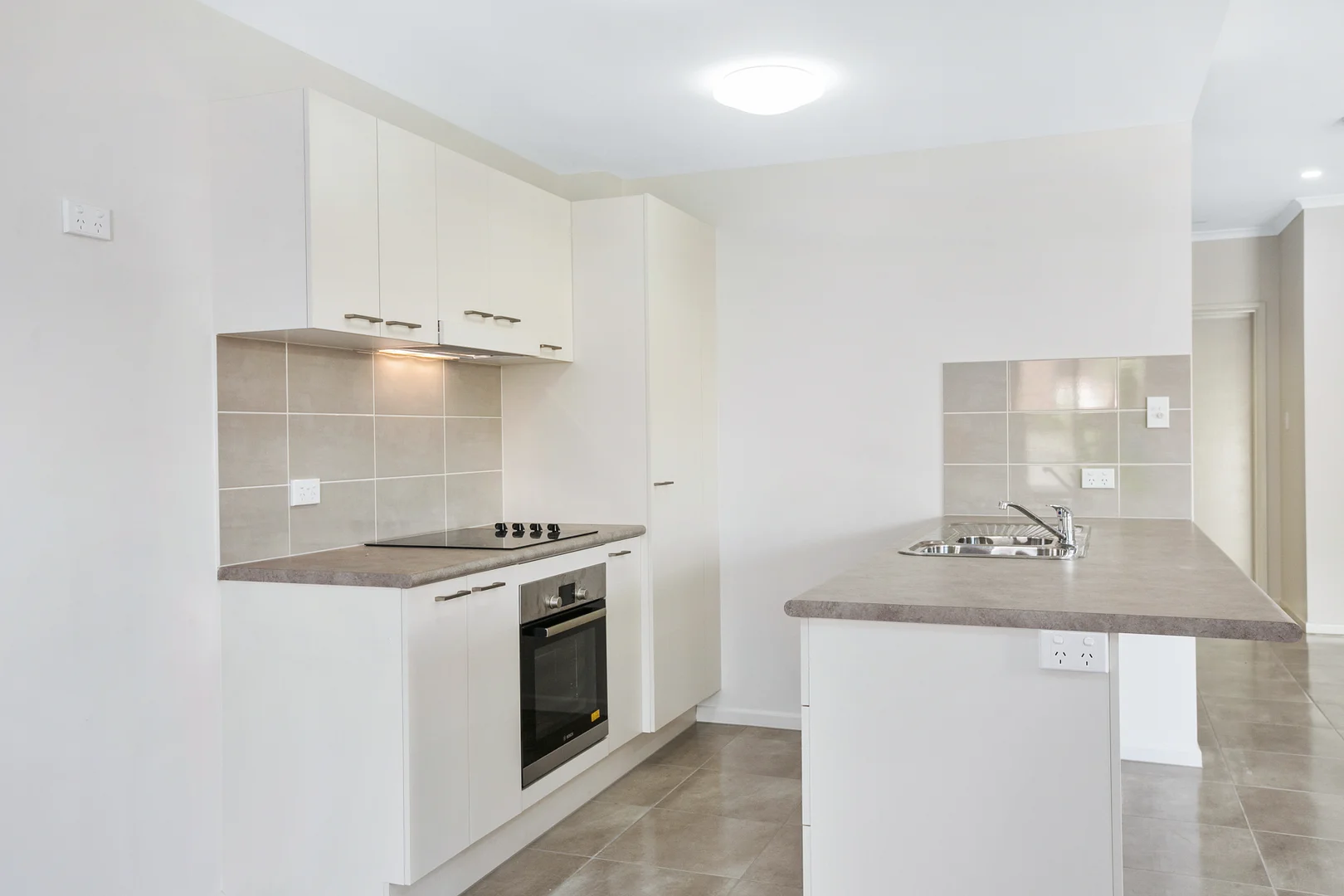 Additional image 6 of 1/116 Callaghan Street, Mooroobool QLD 4870