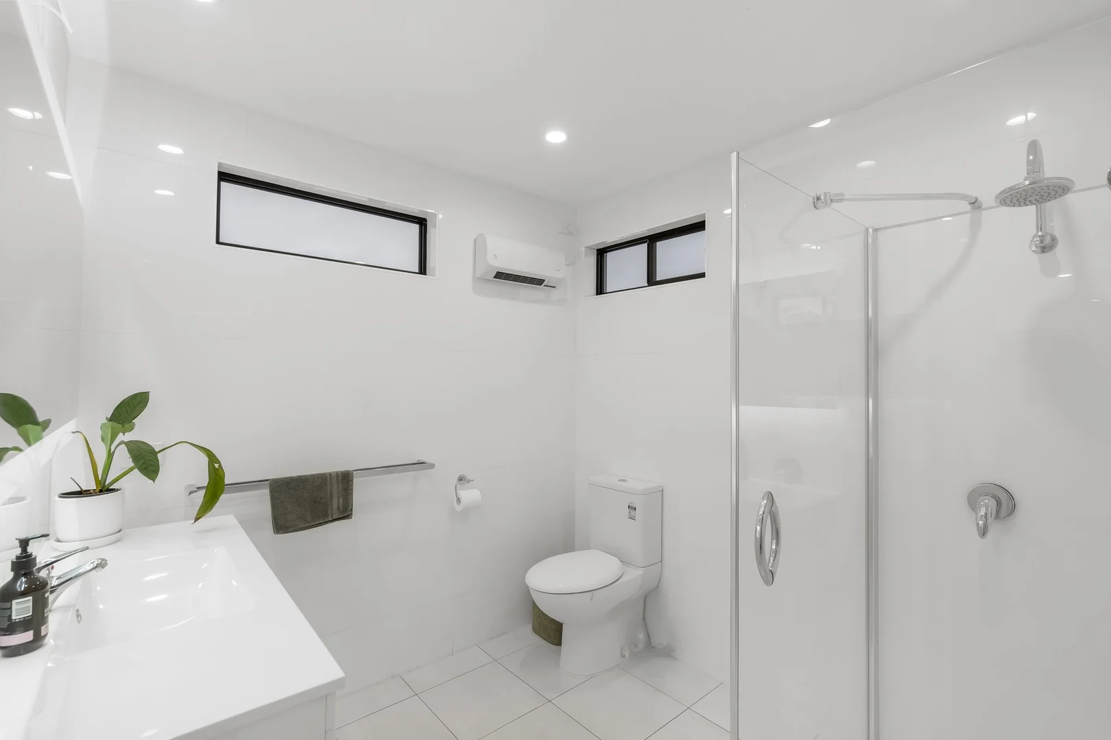 Additional image 18 of 58 Gordons Hill Road, Lindisfarne TAS 7015