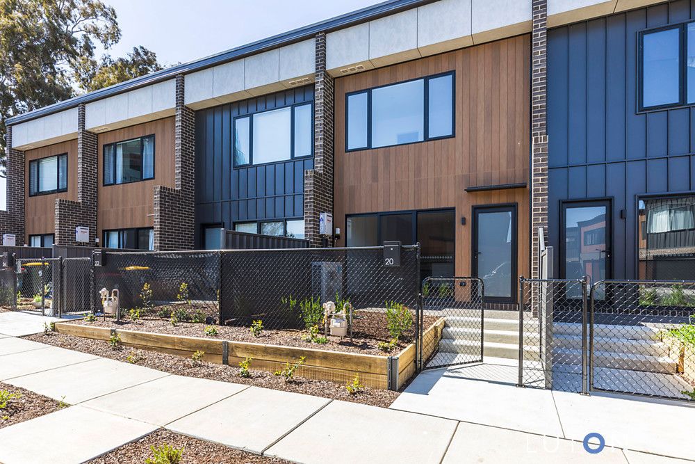 2 bedrooms Townhouse in 20 Beechworth Street WATSON ACT, 2602