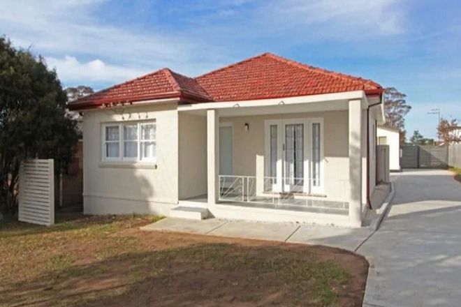 Picture of 34 Guildford Rd, CAMBRIDGE PARK NSW 2747