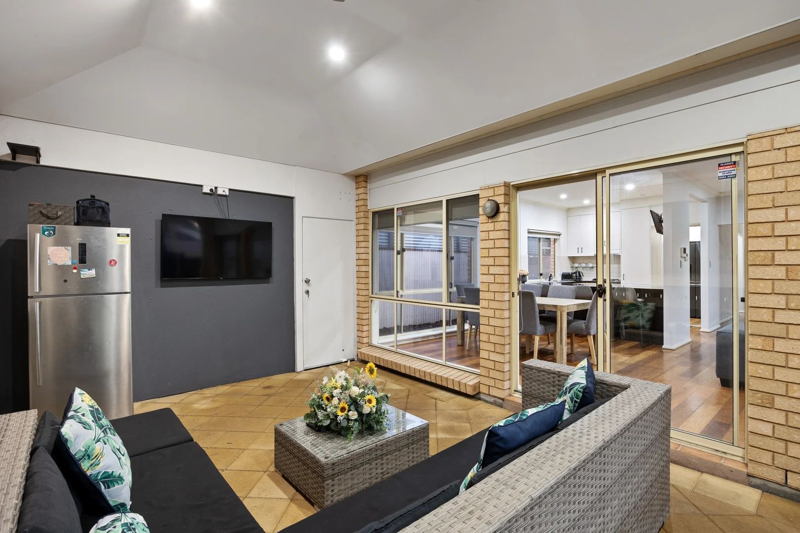 Additional image 26 of 4 May Street, Birkenhead SA 5015