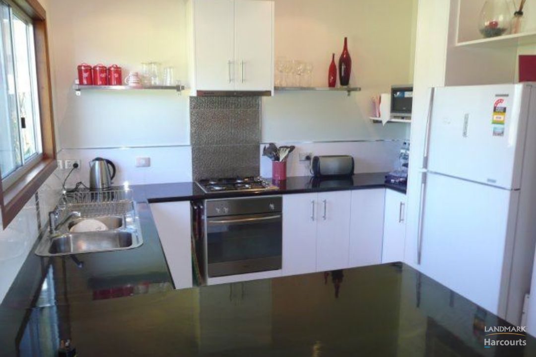 33 Braby Street,, Alva QLD 4807, Image 2