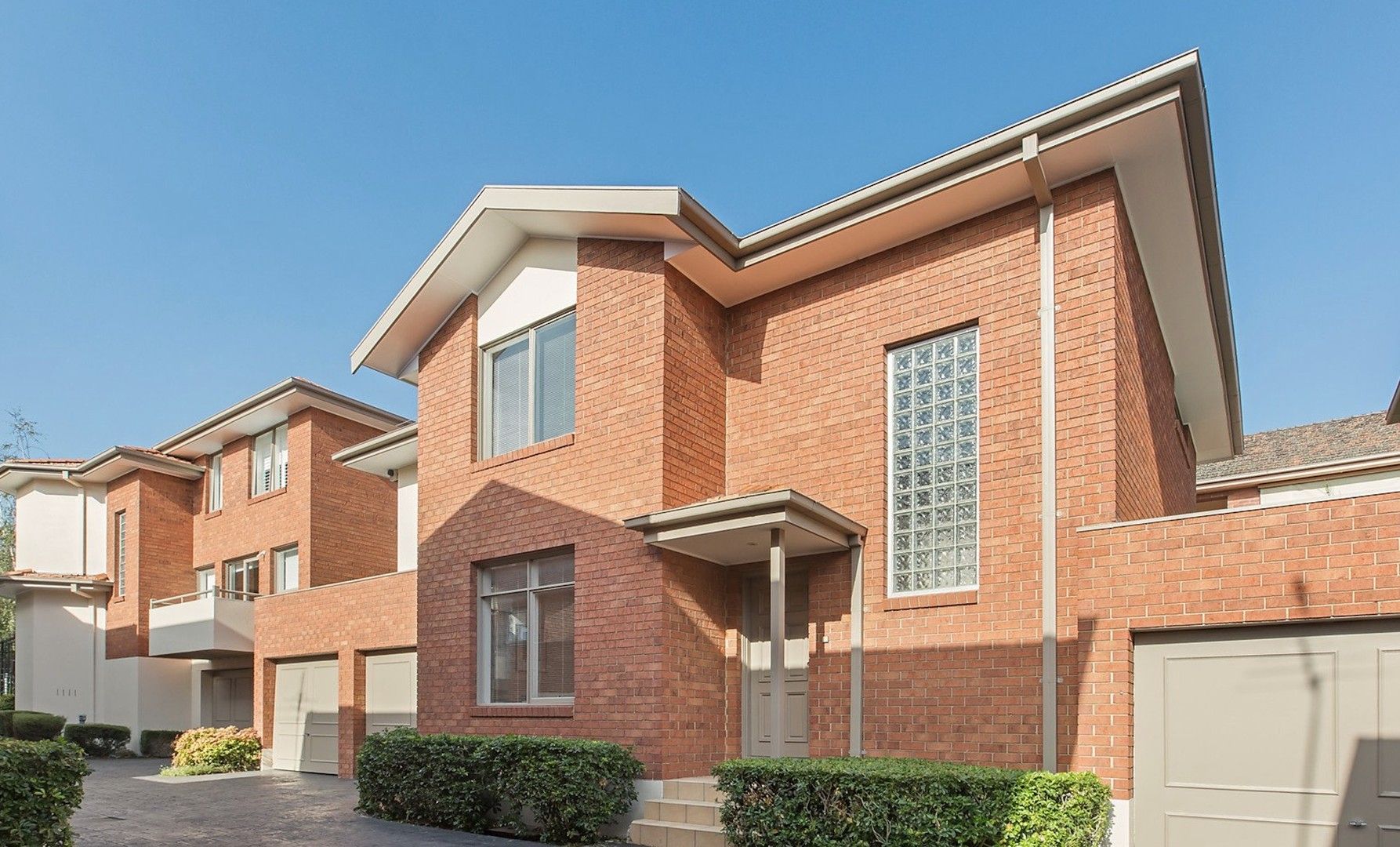 3 bedrooms Townhouse in 4/232 Cotham Road KEW VIC, 3101