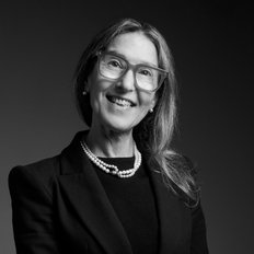 Monique Depierre, Sales representative