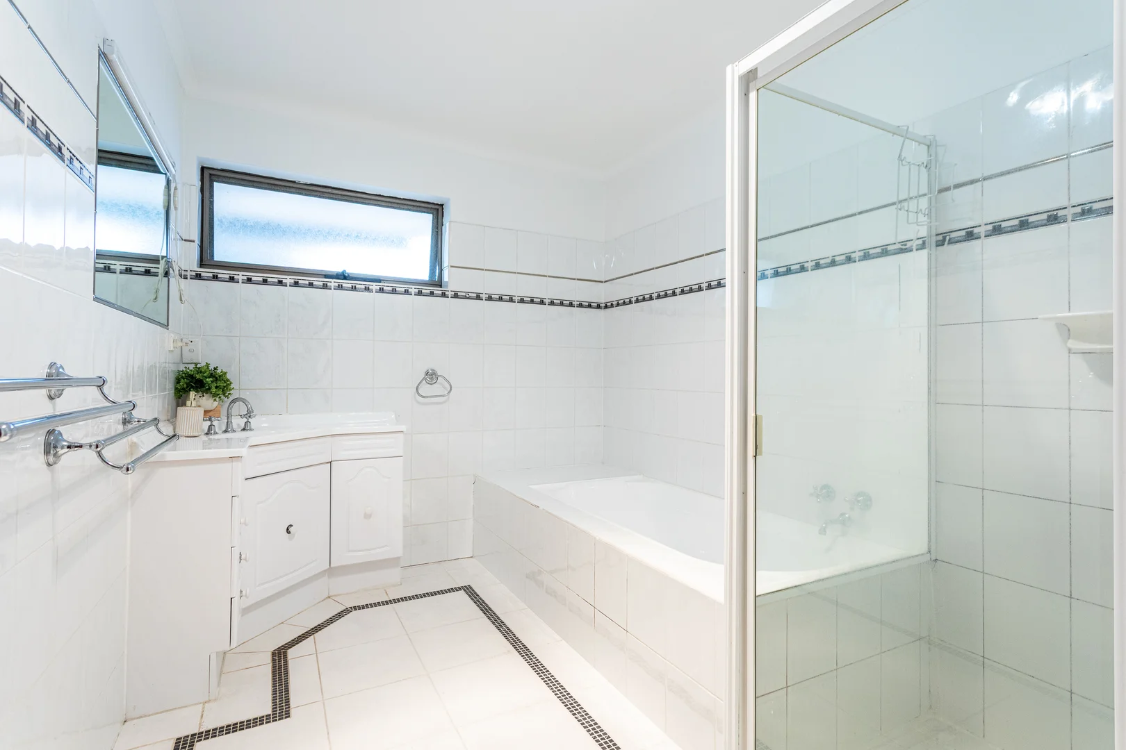 Additional image 9 of 13 Corner Crescent, Naracoorte SA 5271