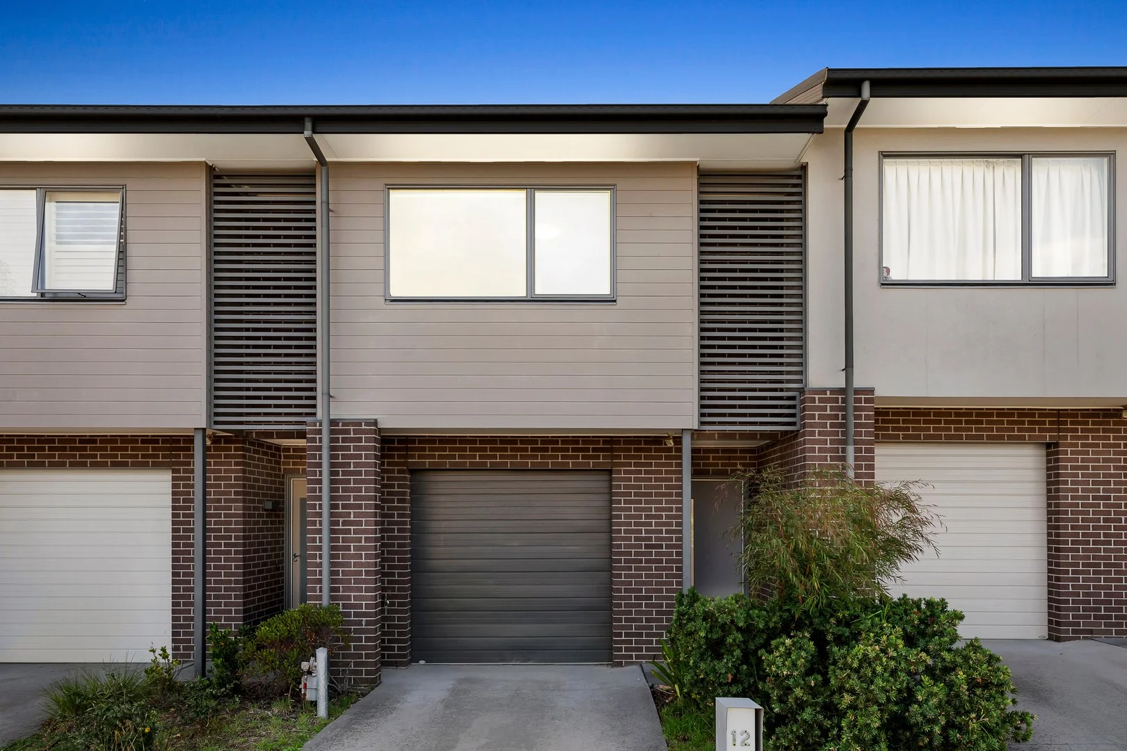 12 Cascades Way, Wantirna South VIC 3152