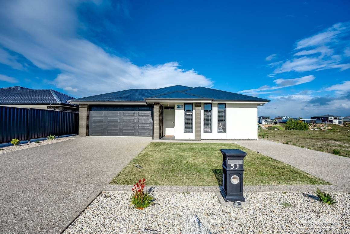 Picture of 53 Victoria Parade, HINDMARSH ISLAND SA 5214