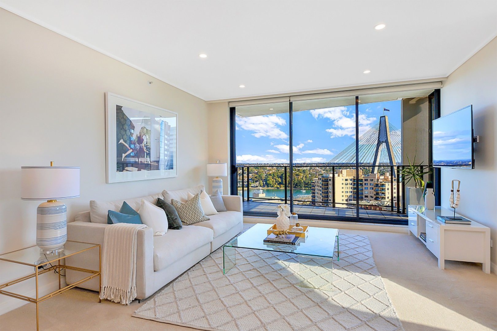 1306/21 Cadigal Avenue, Pyrmont | Property History & Address Research ...